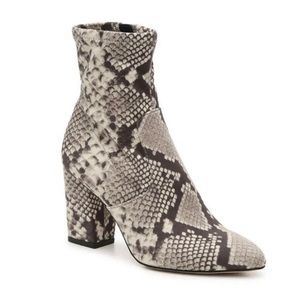steve madden elory bootie snakeskin size 7